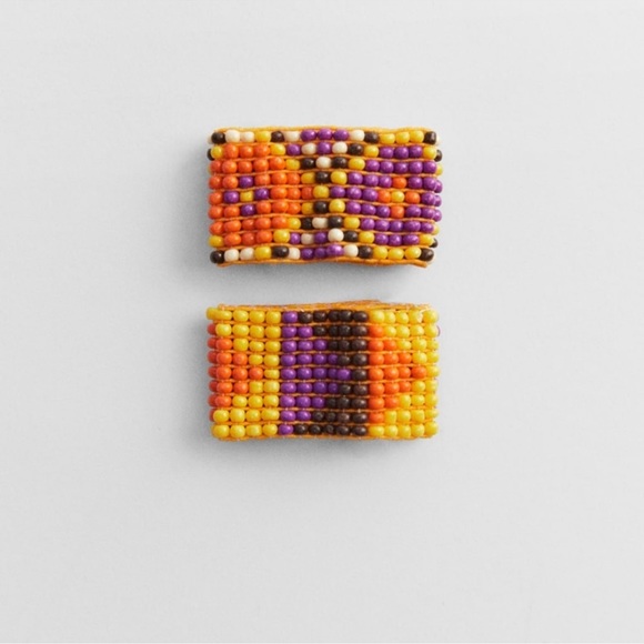 Zara Beaded Stretch Rings - Picture 3 of 5